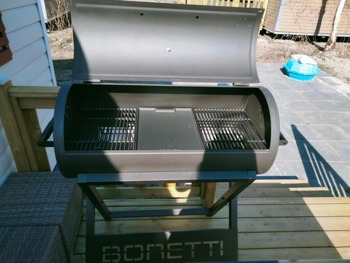 Bj Chalets - Robbengat 68 - Gezellige Chalet Op Vakantiepark Lauwersoog! Vroege Incheck! Exterior foto